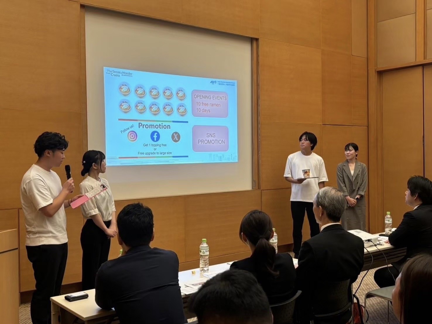 WIN Proでのプレゼンテーションの様子